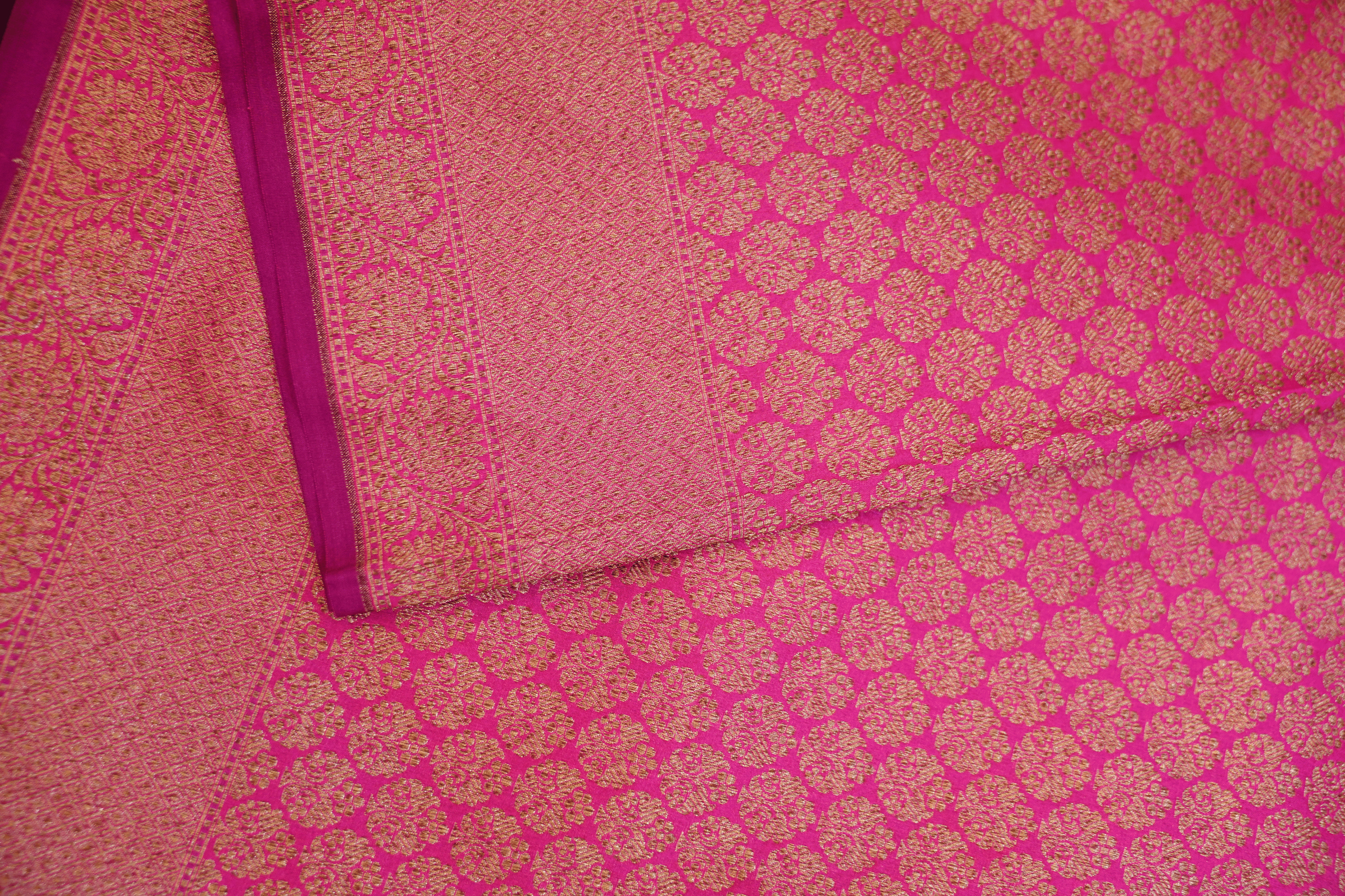 Semi Silk Antique Weave