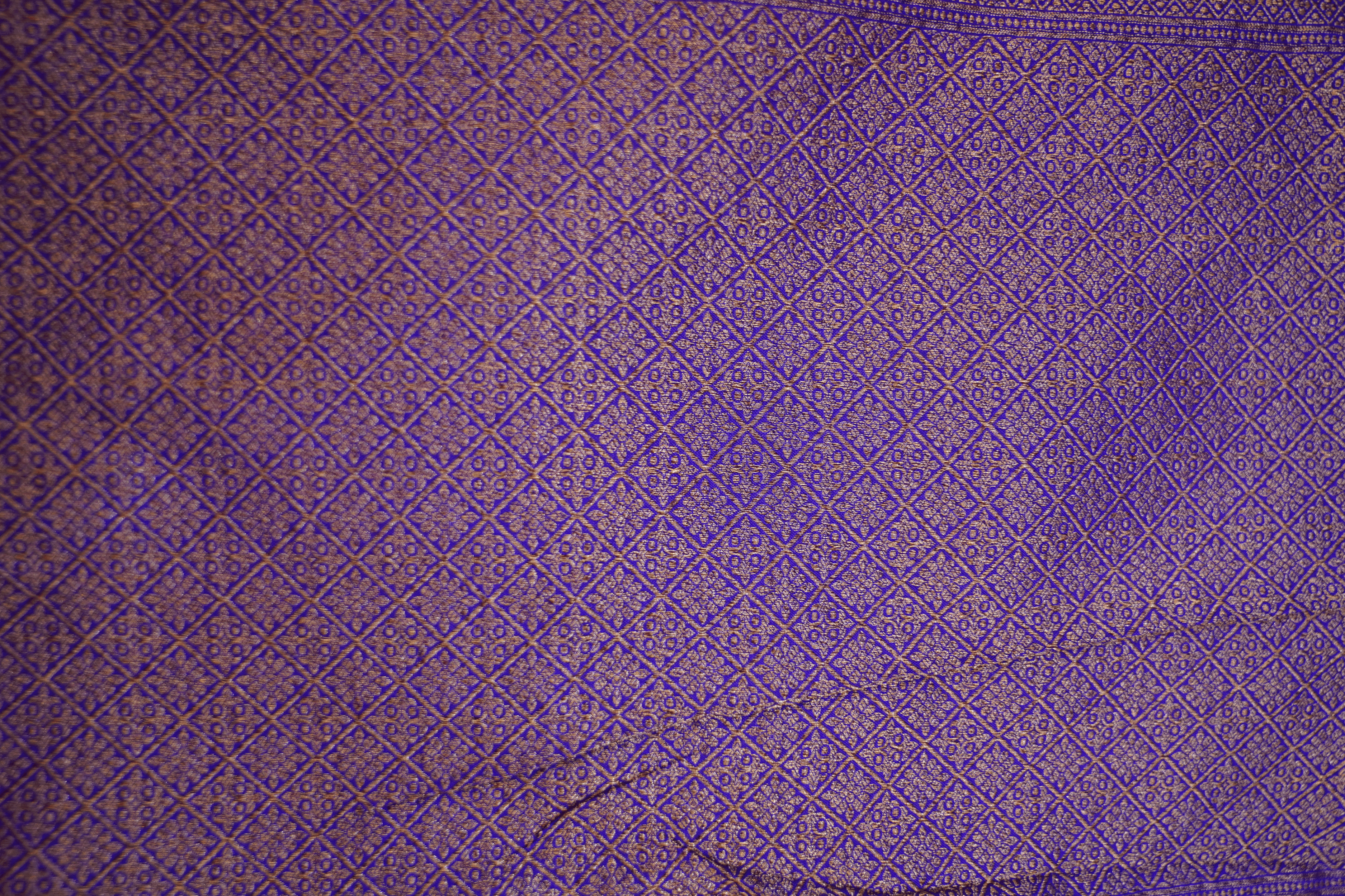 Semi Silk Antique Weave