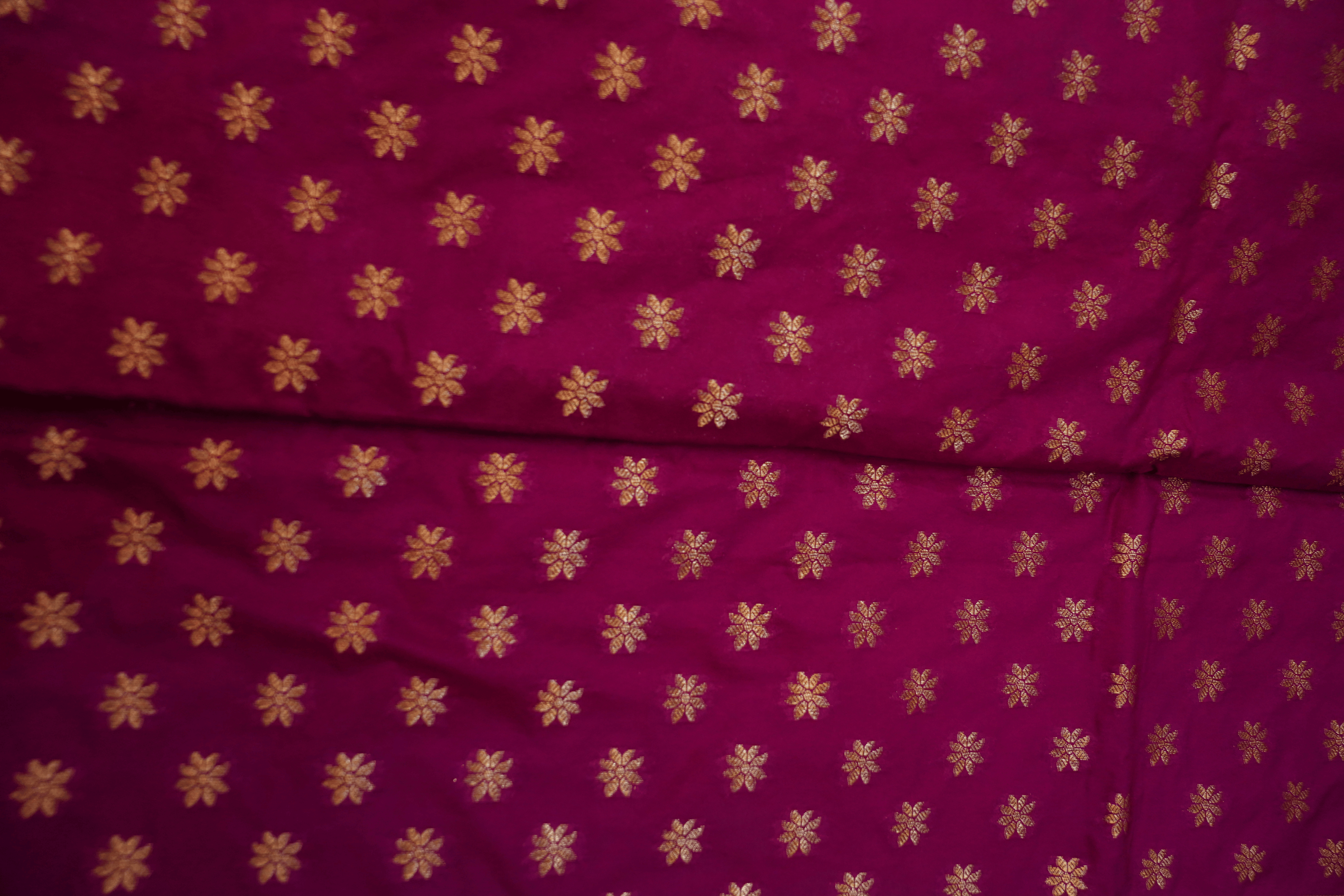 Semi Katan Banarasi Paithani Motif