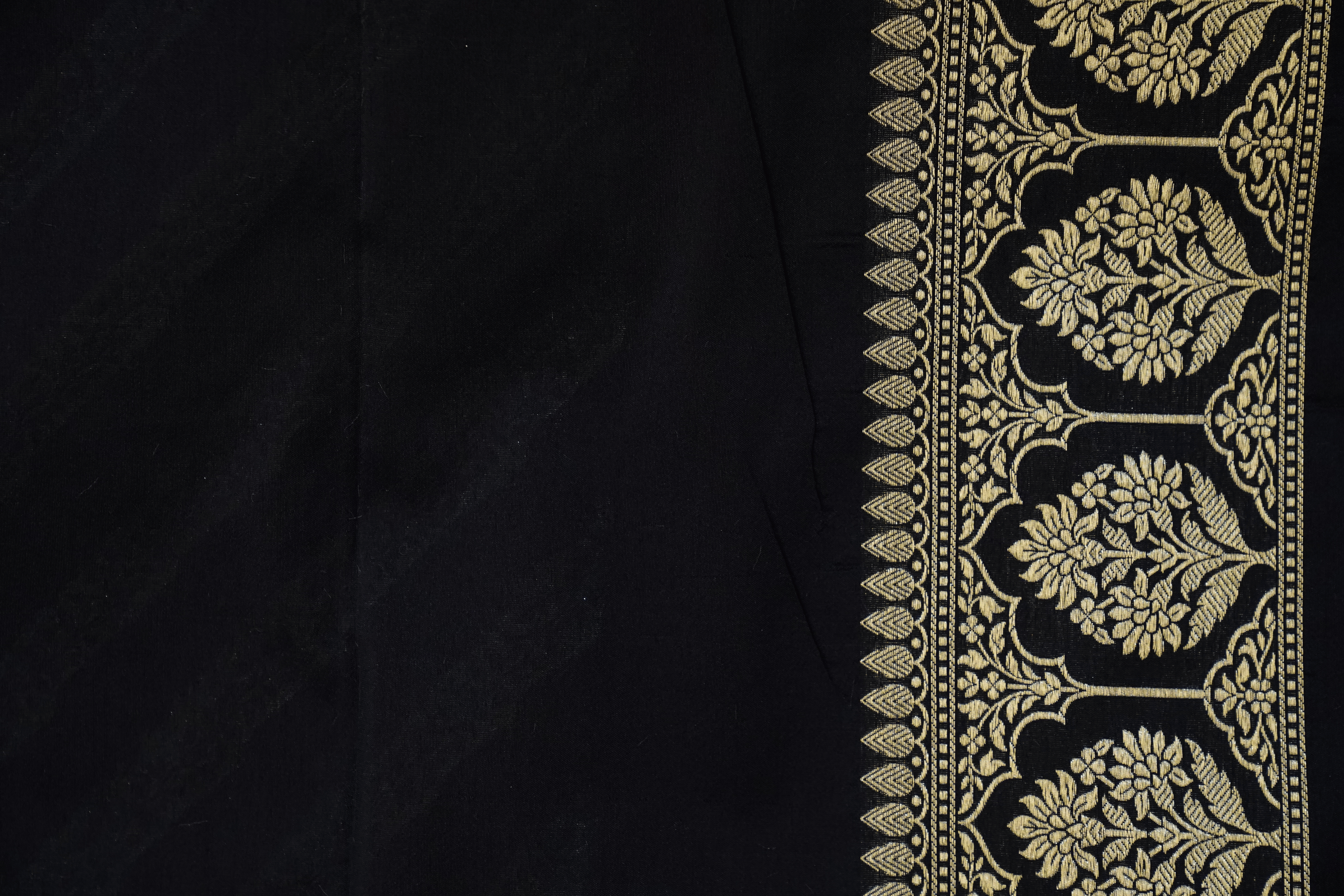 Semi Katan Silk with Alfi Border