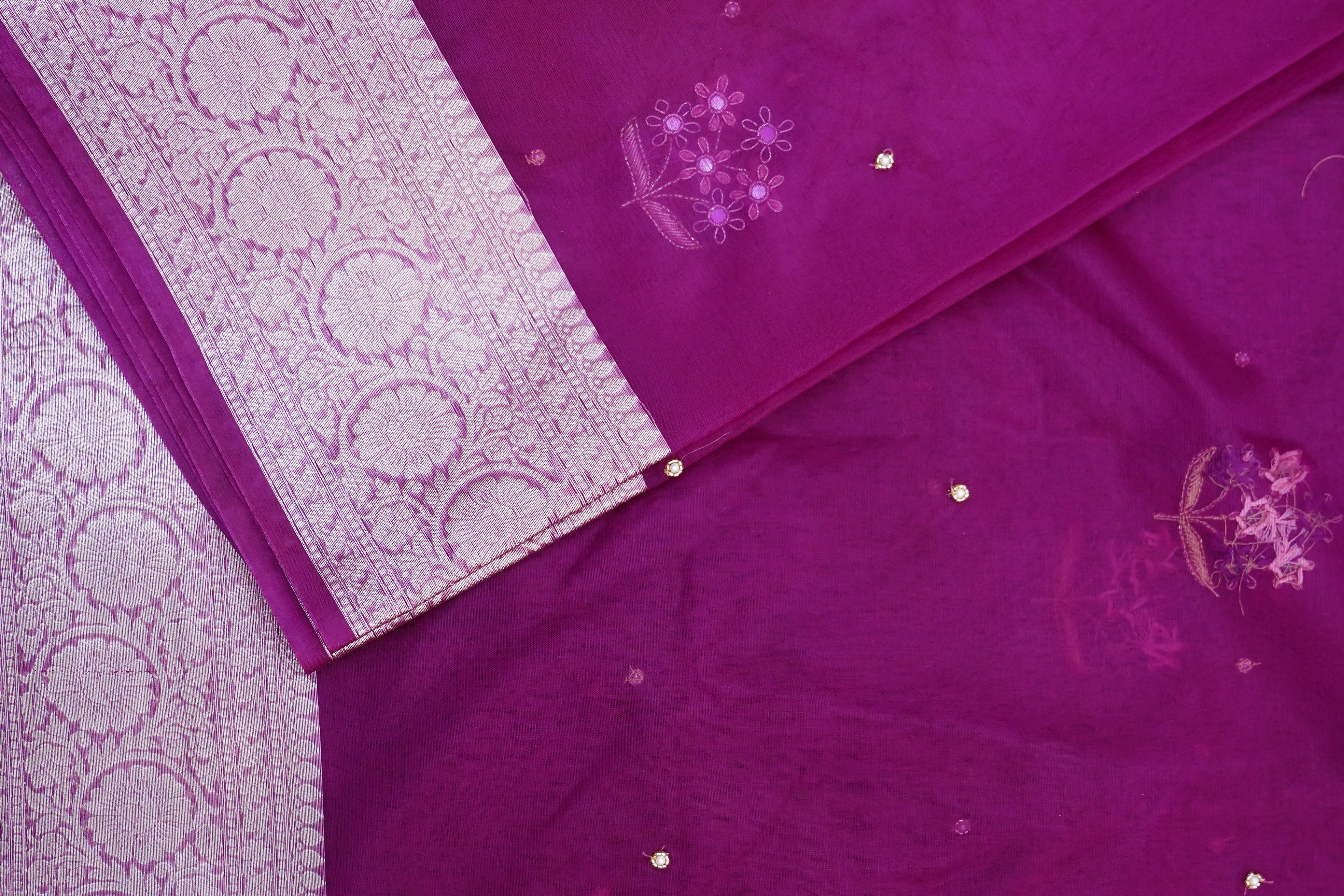Tissue Kora Hand Work